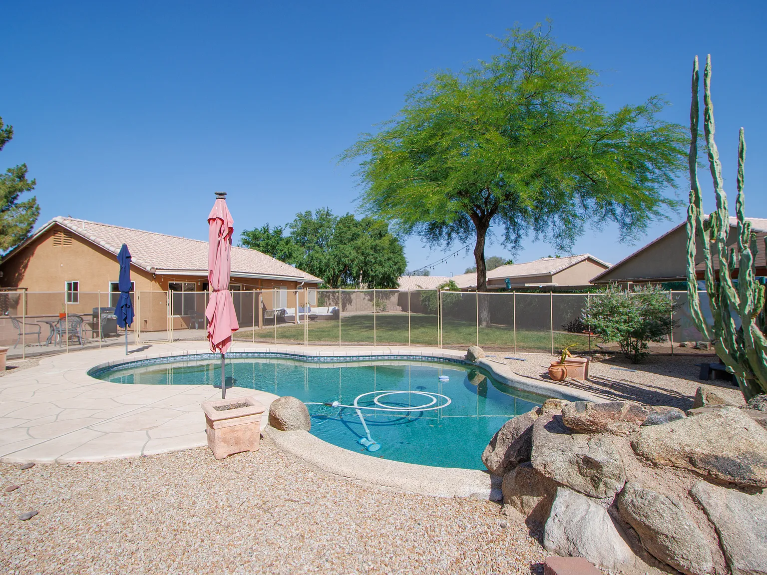 363 W Baylor Ln — Photo 4