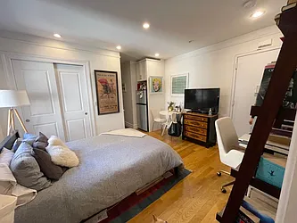 Rented by Rita S Citrin, LREB