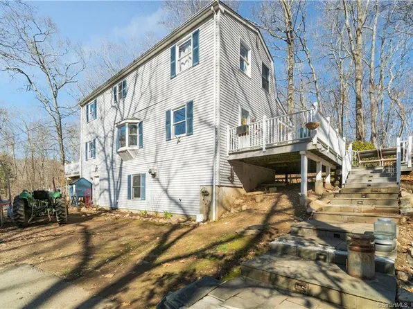 261 Whistle Town Road, East Lyme, CT 06333