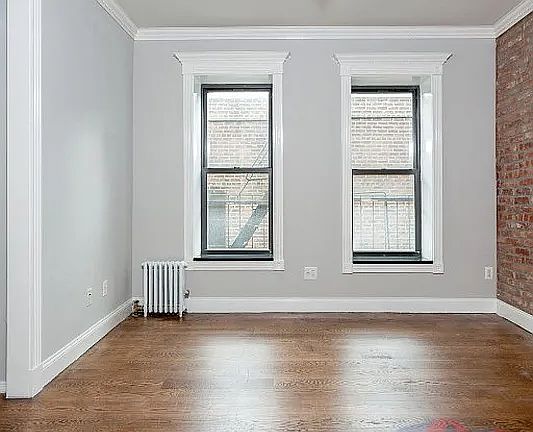 5th image of 330 E 100th St APT 2d