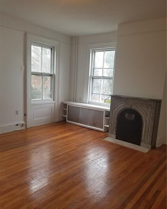 1st image of 290 N Washington St #2
