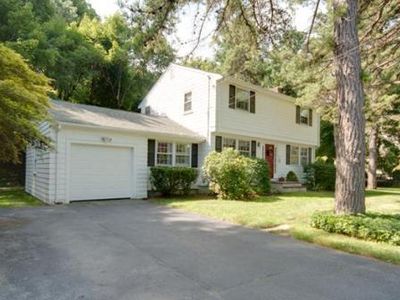 20 Kenney Rd, Medfield, MA, 02052