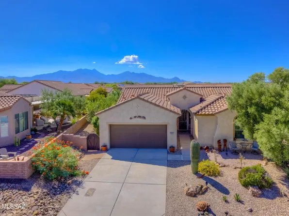 2210 E Eager Dr, Green Valley, AZ 85614
