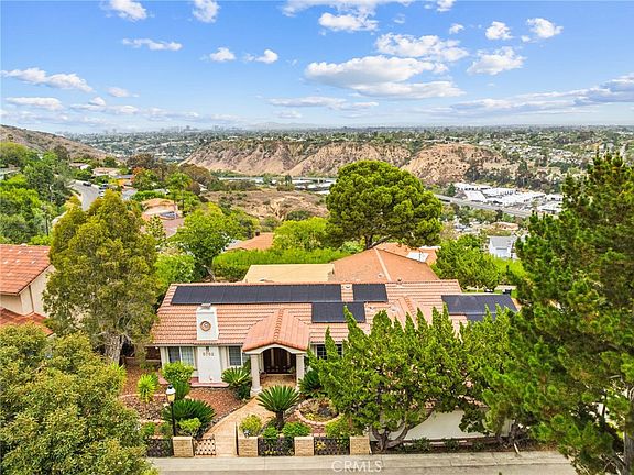 4th image of 5762 Desert View Dr