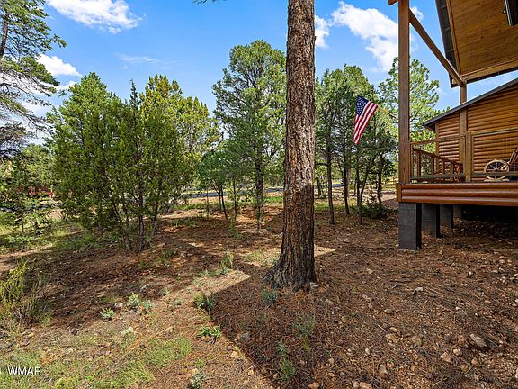 4th image of 2975 Lookout Ln