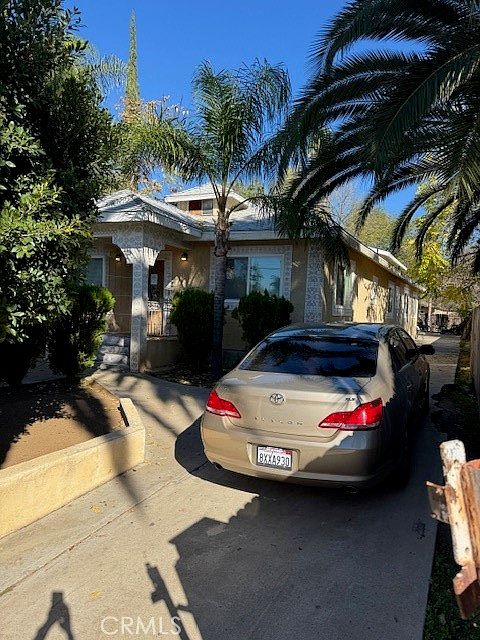 2nd image of 4347 2nd St