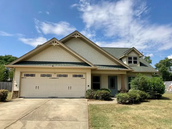 2 Summershade Ct, Fort Mitchell, AL 36856