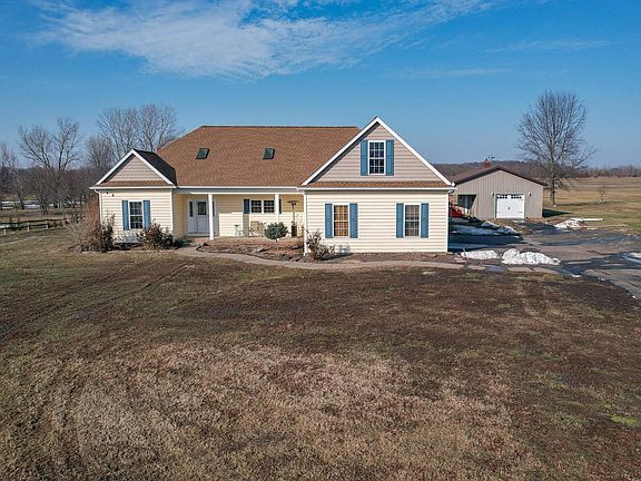 2nd image of 10144 Fisherville Rd