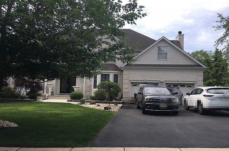 2nd image of 120 Shenandoah Blvd
