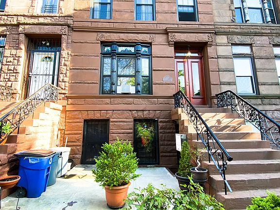 5th image of 522 Bainbridge St #3