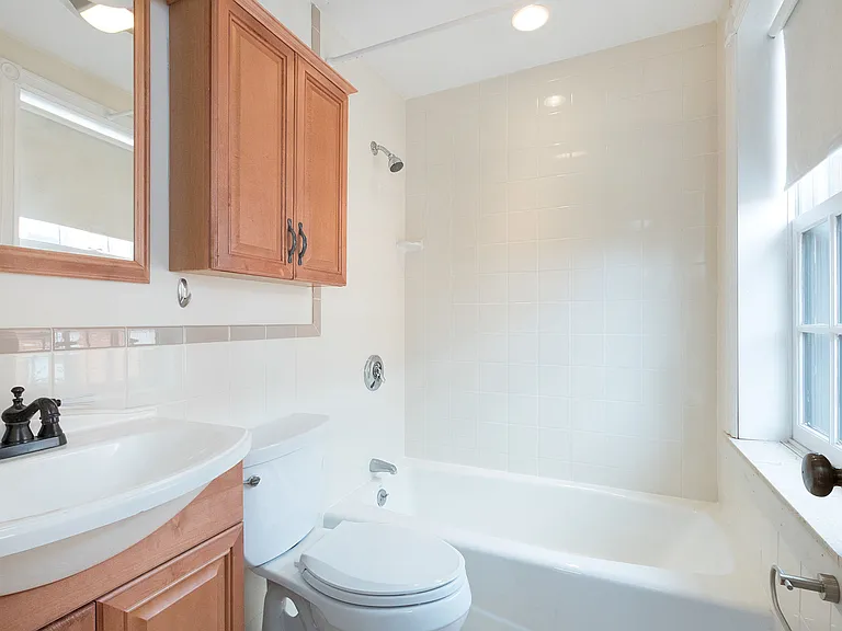 61 Anderson St #3 — Photo 6