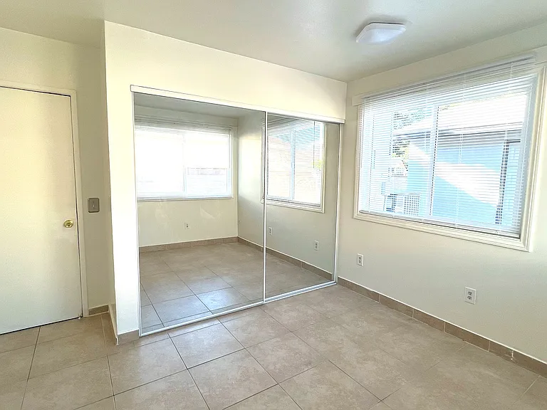 9286 Klinedale Ave — Photo 14