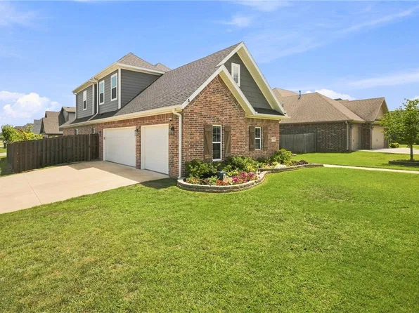 1220 Hope St, Centerton, AR 72719