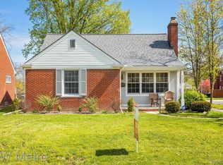 21363 Littlestone Rd, Harper Woods, MI 48225