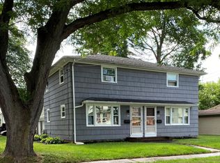 201 N Lincoln Rd, East Rochester, NY 14445