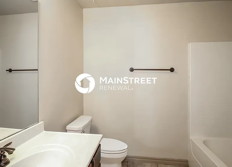 417 Pearl St — Photo 13