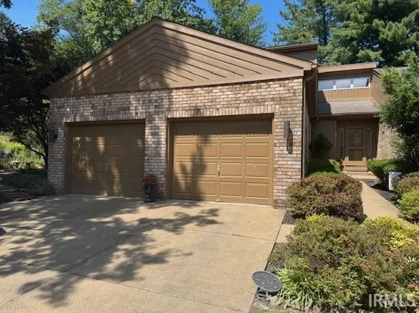 4040 Fall Creek Dr, Evansville, IN 47711
