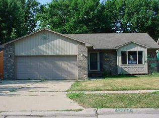 21624 Fresard Saint, Saint Clair Shores, MI 48080