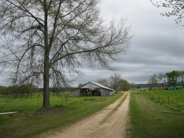 3879 Bunkley Rd SW, Meadville, MS 39653