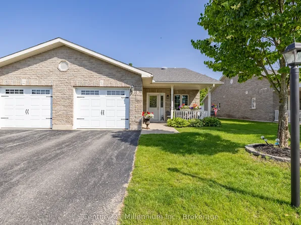 16 Clover Cres, Wasaga Beach, ON L9Z 0G4
