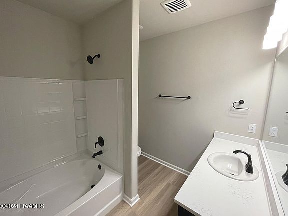 4th image of 3408 Autumn Park Dr