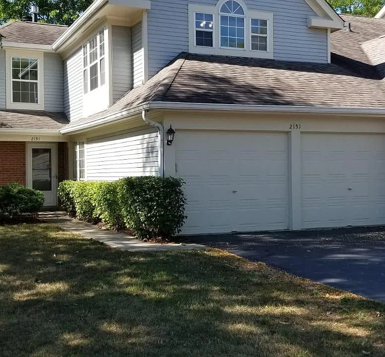 2 car garage, 2 story