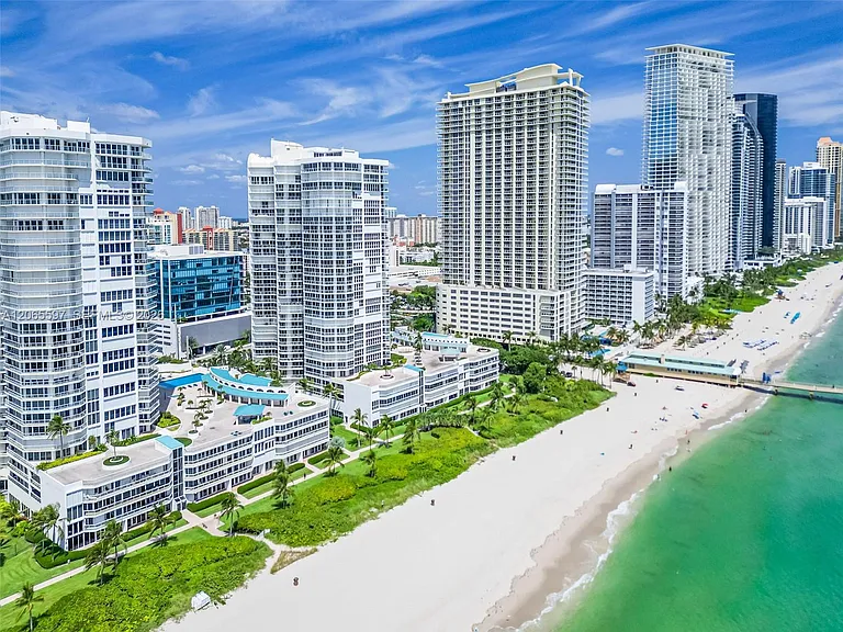 16485 Collins Ave #35C — Photo 47