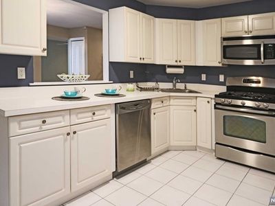 6 Karam Cir, West Orange, NJ, 07052