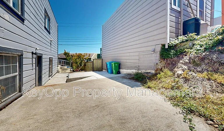95 Getz St — Photo 10