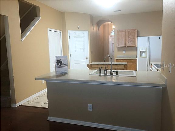 4th image of 2824 Windcrest Oaks Ct