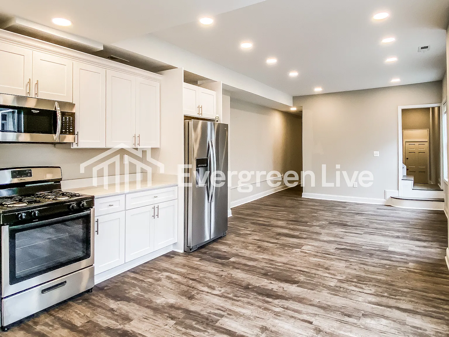 3 bed, 2.5 bath, 1400 sqft, $2,095 — Photo 4