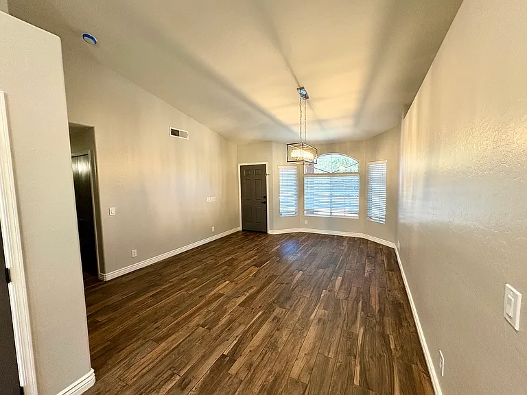 2866 E Toledo Ct — Photo 6