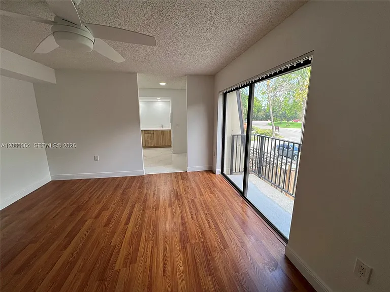 9105 SW 19th Pl #A — Photo 26