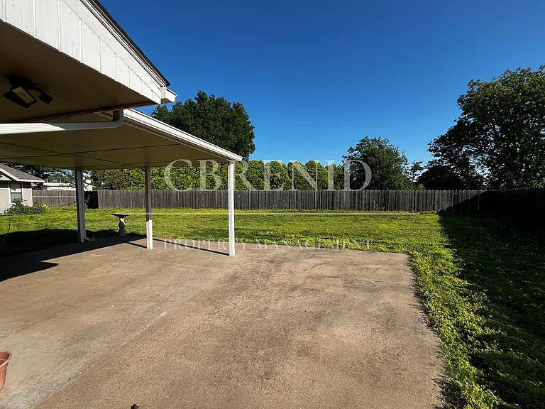 3010 Indian Dr — Photo 19