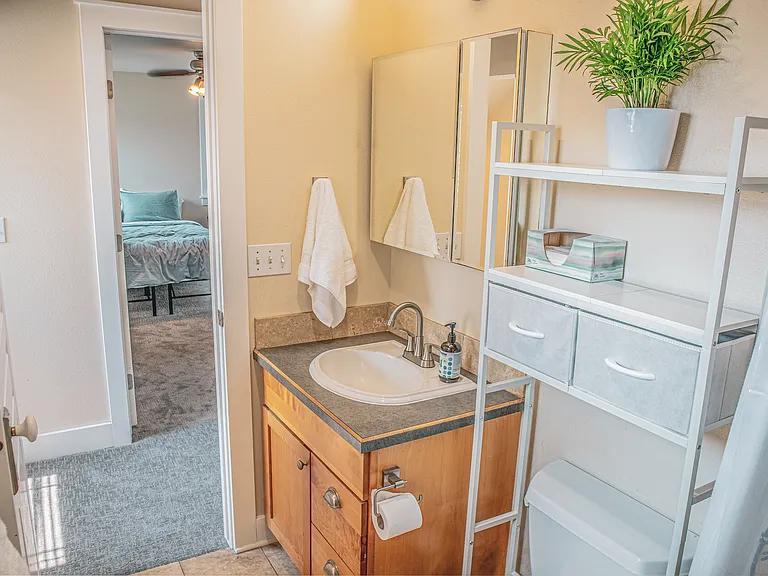 Full bath - upstairs