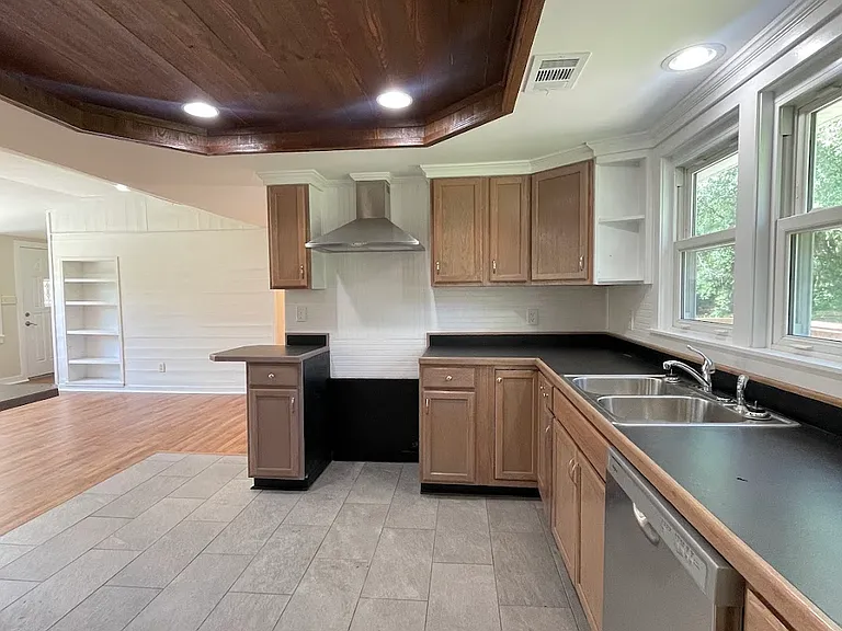 11 Conaway Rd — Photo 6