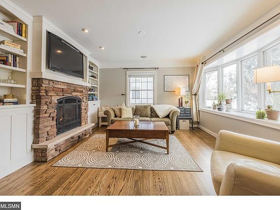 3rd image of 5113 Thomas Ave S