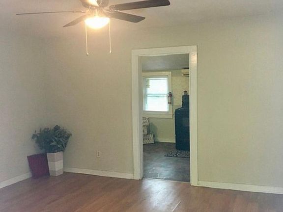 2nd image of 310 Carson Dr