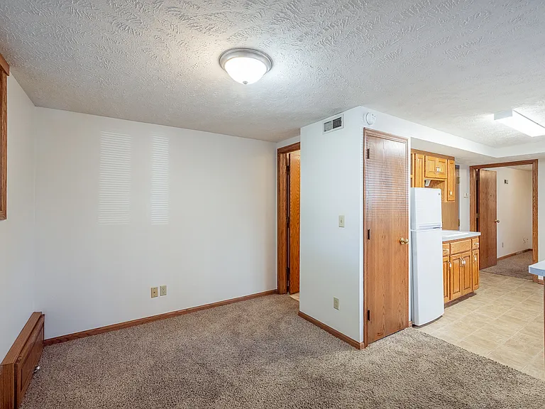 1141 S 10th St #6 — Photo 1