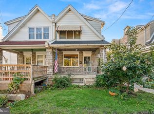 215 Powell Ln, Upper Darby, PA 19082