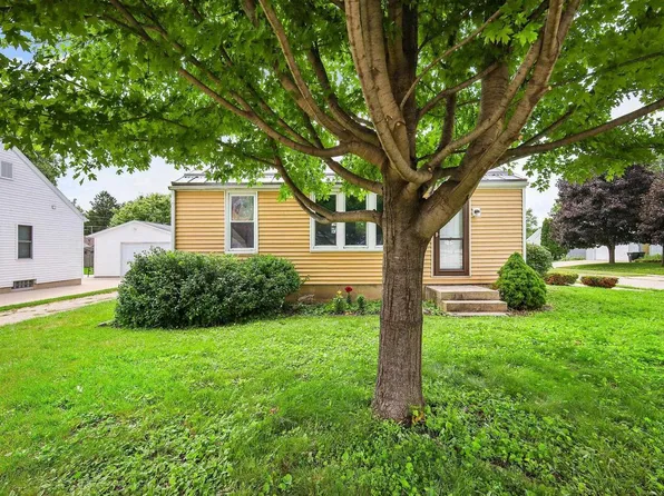 426 Hillcrest Drive, Sun Prairie, WI 53590