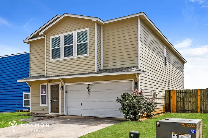 3 bed, 2.5 bath, 2650 sqft, $1,795 — Photo 4
