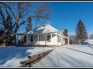 116 High St, Manawa, WI 54949