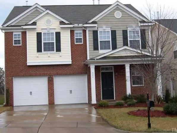 604 Prairie Meadows Ct, Cary, NC 27519
