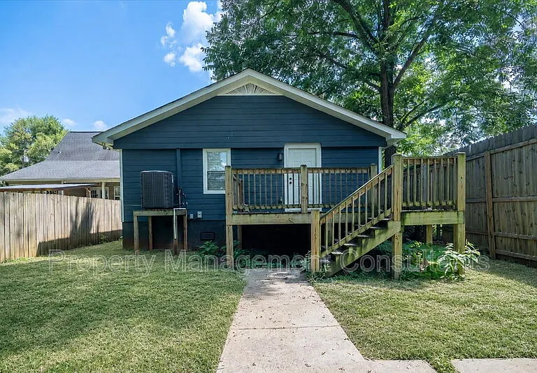 805 Rison Ave NE — Photo 5