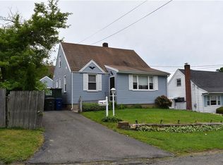 43 Plankton St, Bridgeport, CT 06606