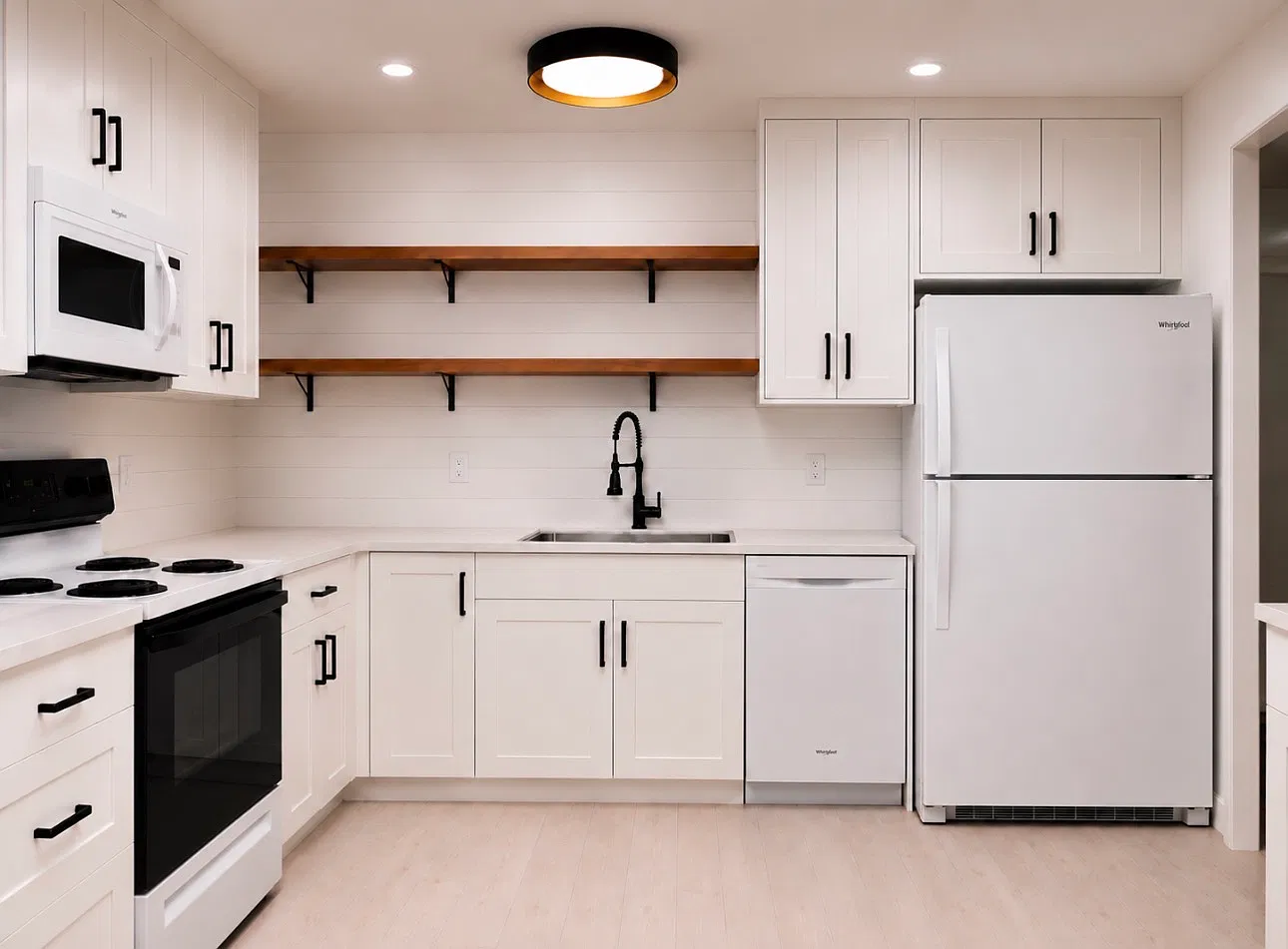 3 bed, $2,200 — Photo 3