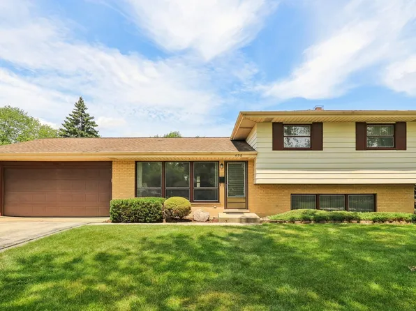498 W Walnut Ave, Des Plaines, IL 60016