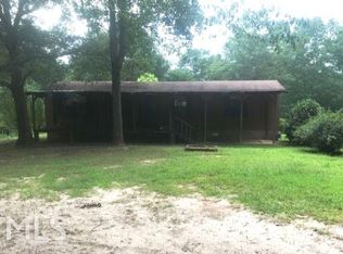 957 W Freeman St, Maysville, GA