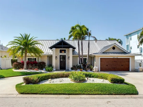 31 N Pine Cir, Belleair, FL 33756